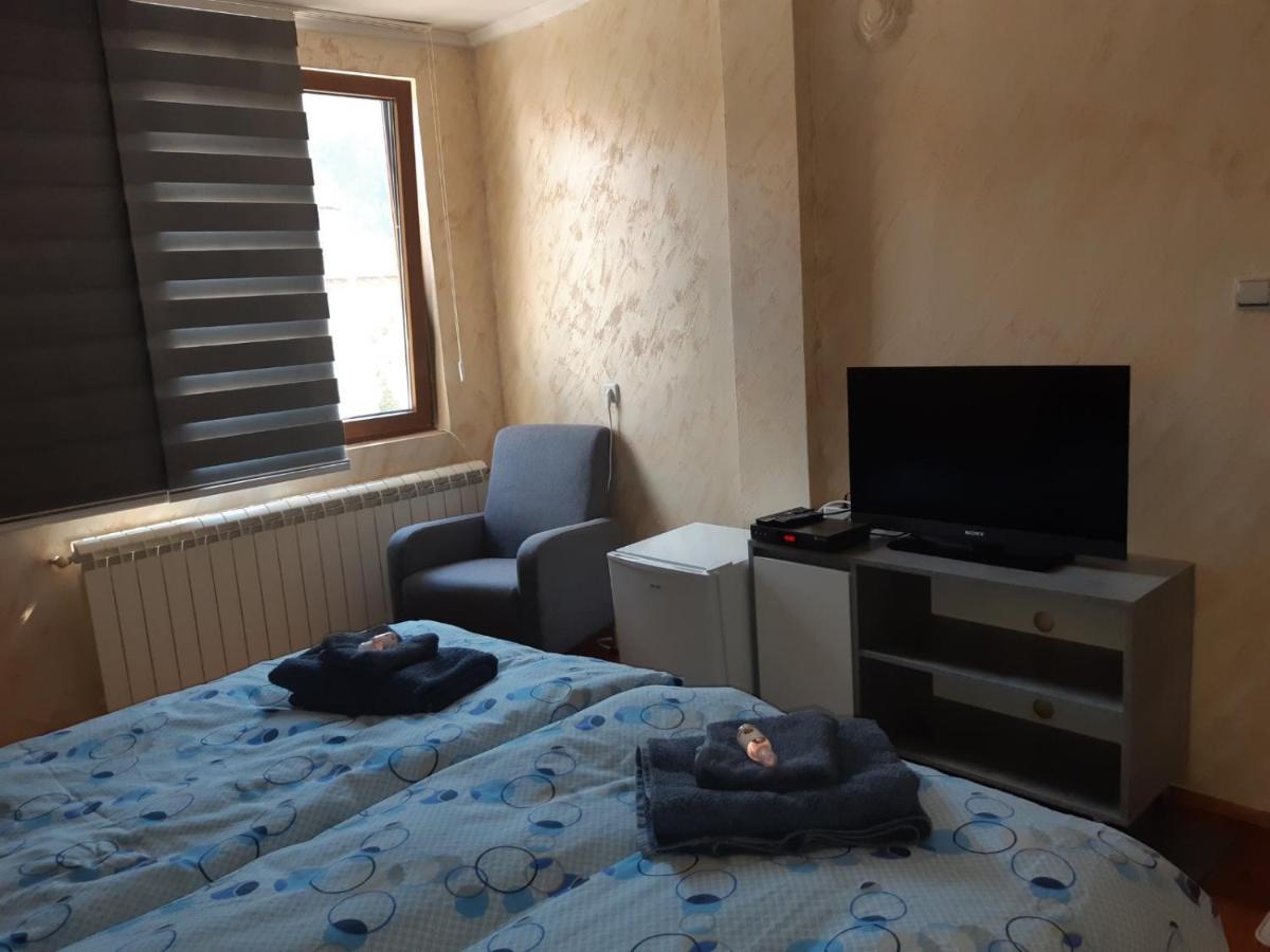Къща Томови,Стаи За Гости Devin Extérieur photo